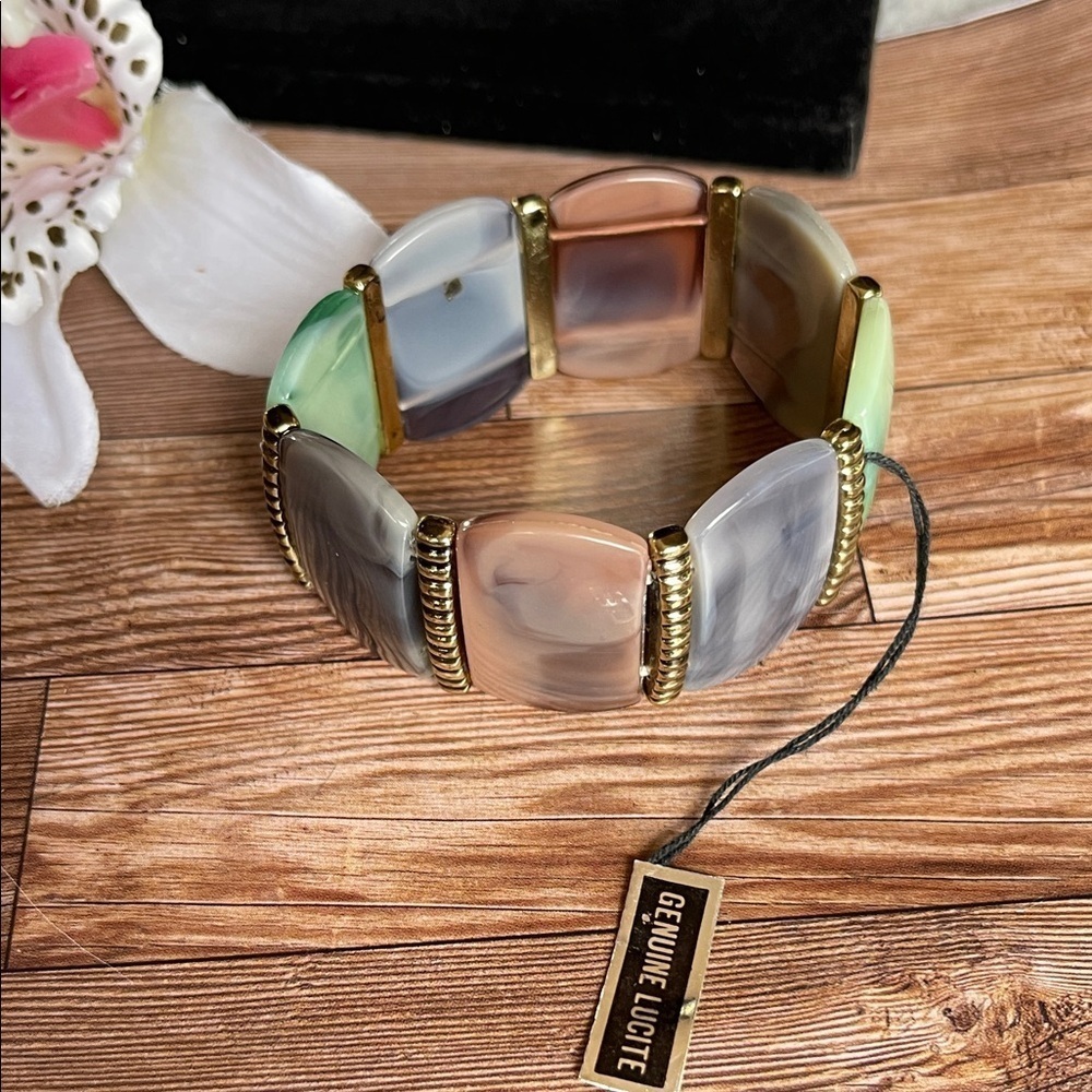 Elegant Multicolor Stone Bracelet